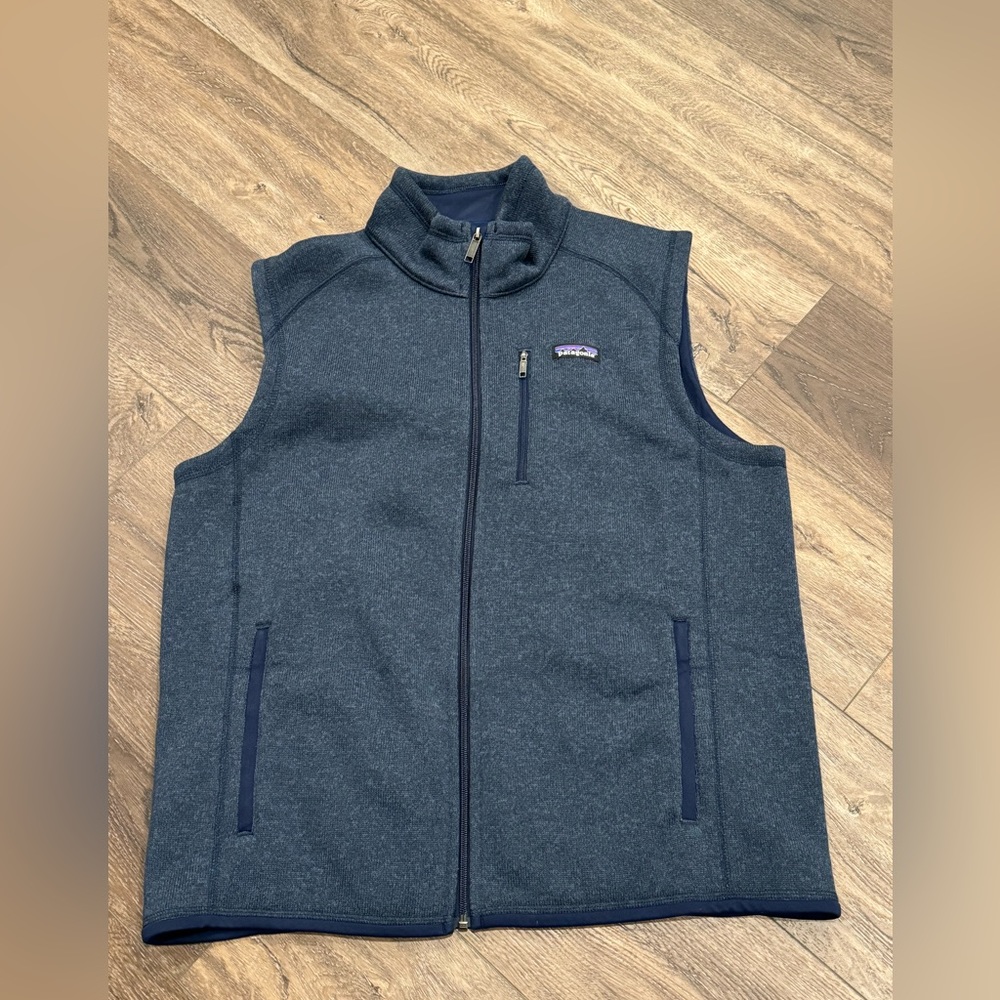 Navy Men’s Patagonia Vest Size XL